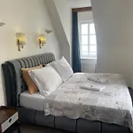 Radnice 4*