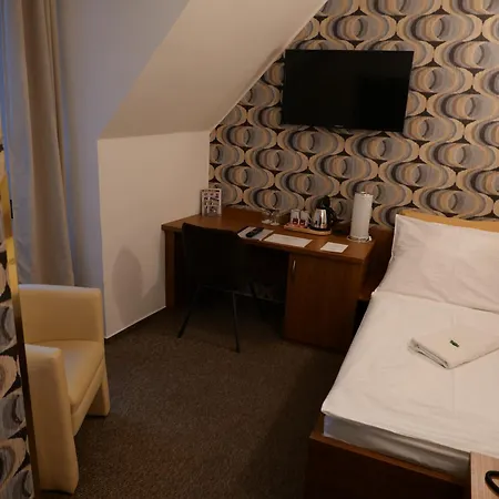 Hotell Radnice 4*