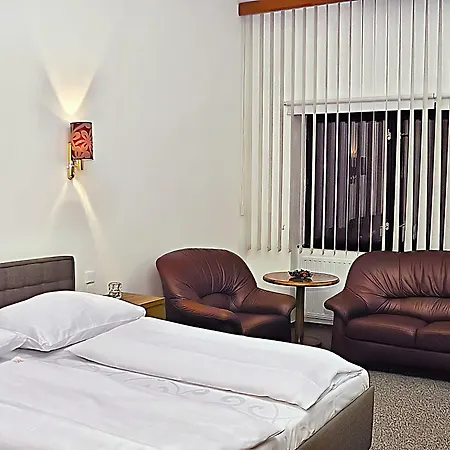 Radnice Hotell 4*
