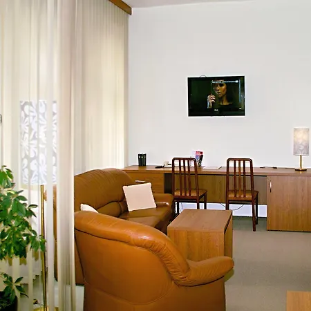 Radnice Hotell 4*