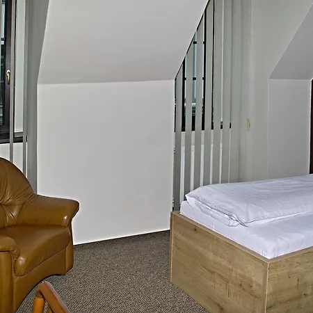Radnice Hotell 4*